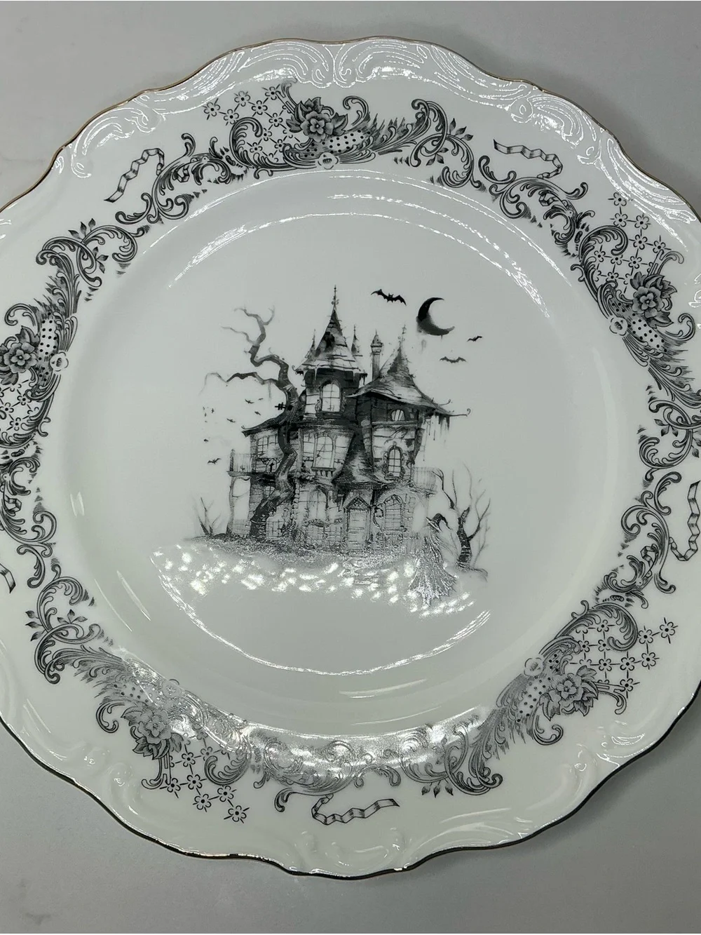 4 Grace Teaware Dinner Plates Halloween Haunted House 11in Porcelain Spooky NEW